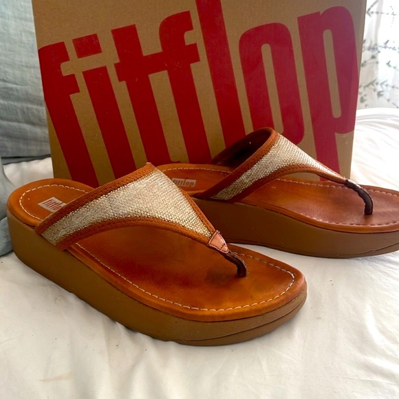 Lu Lu Fit Flops - Picture 3 of 5